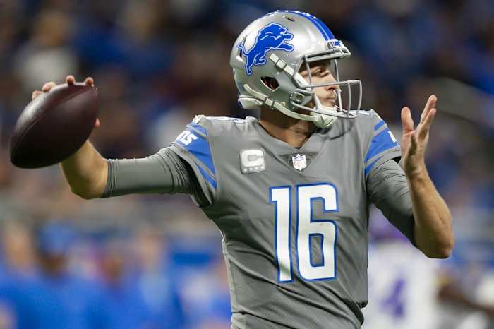 Detroit Lions quarterback Jared Goff (16) passes the ball during the fourth quarter against the Minnesota Vikings at Ford Field.